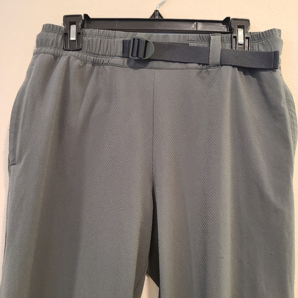 Athleta Quest Olive Green Jogger Pants - Picture 6 of 13